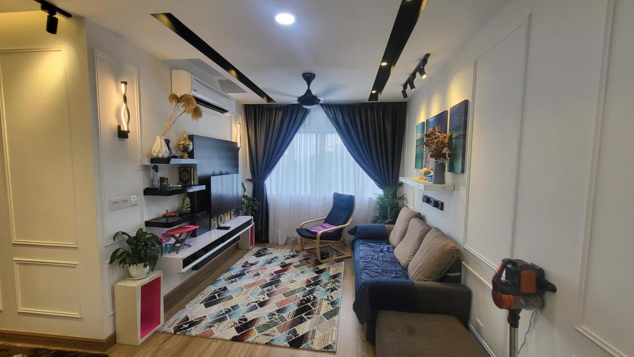 Homestay Suria Pantai Bangsar *