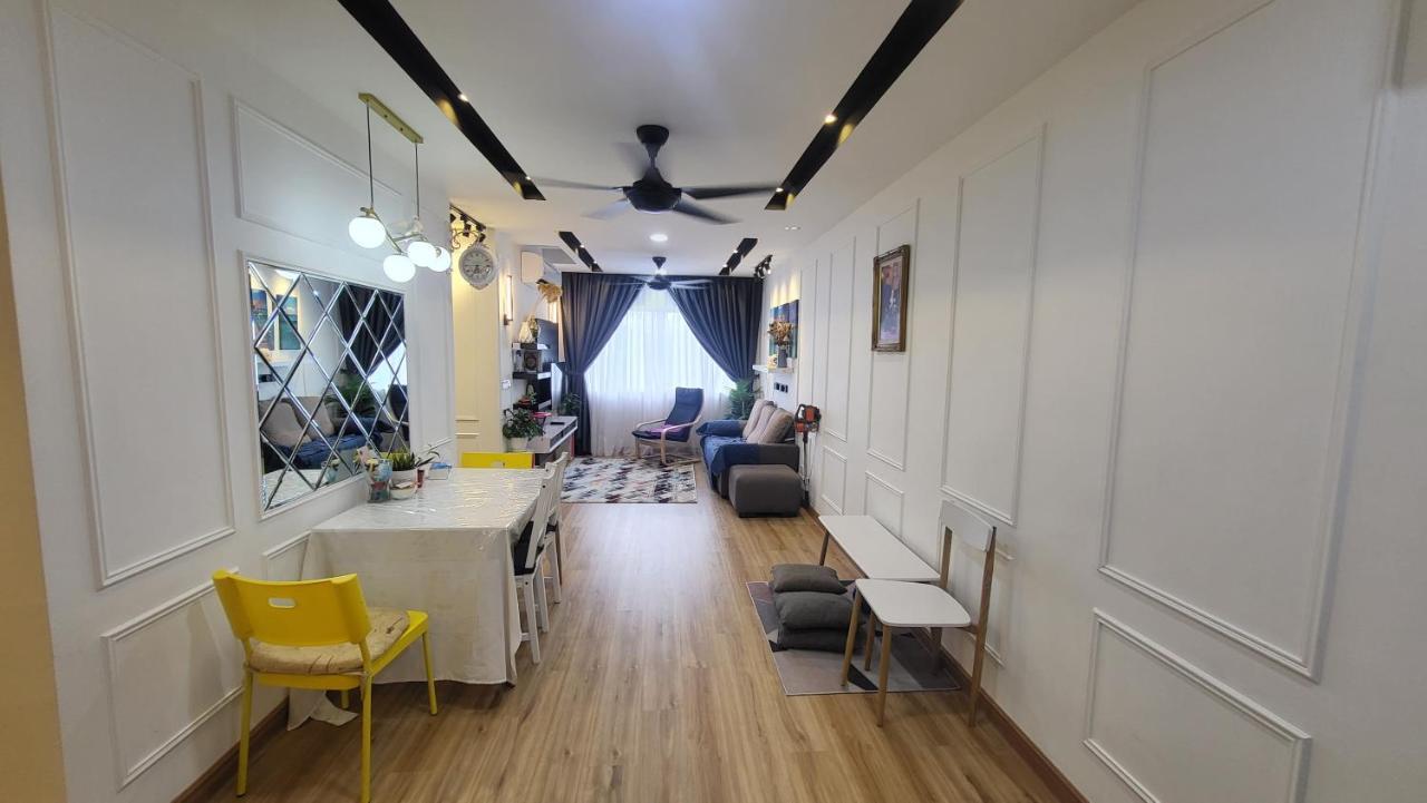 Homestay Suria Pantai Bangsar Pangsapuri