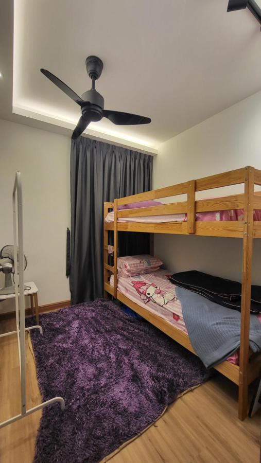 Homestay Suria Pantai Bangsar Pangsapuri Kuala Lumpur