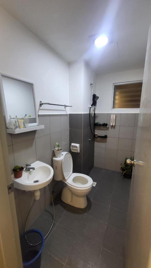 Pangsapuri Homestay Suria Pantai Bangsar